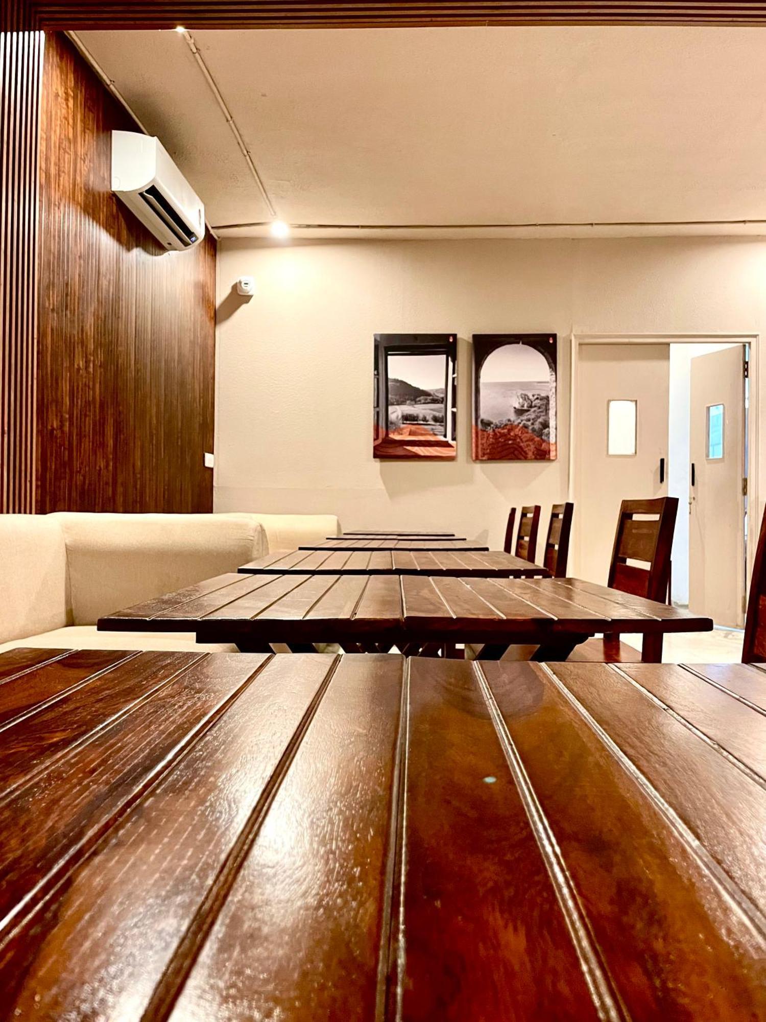 Firebrick Boutique Residences - Amethyst House غورغاون المظهر الخارجي الصورة