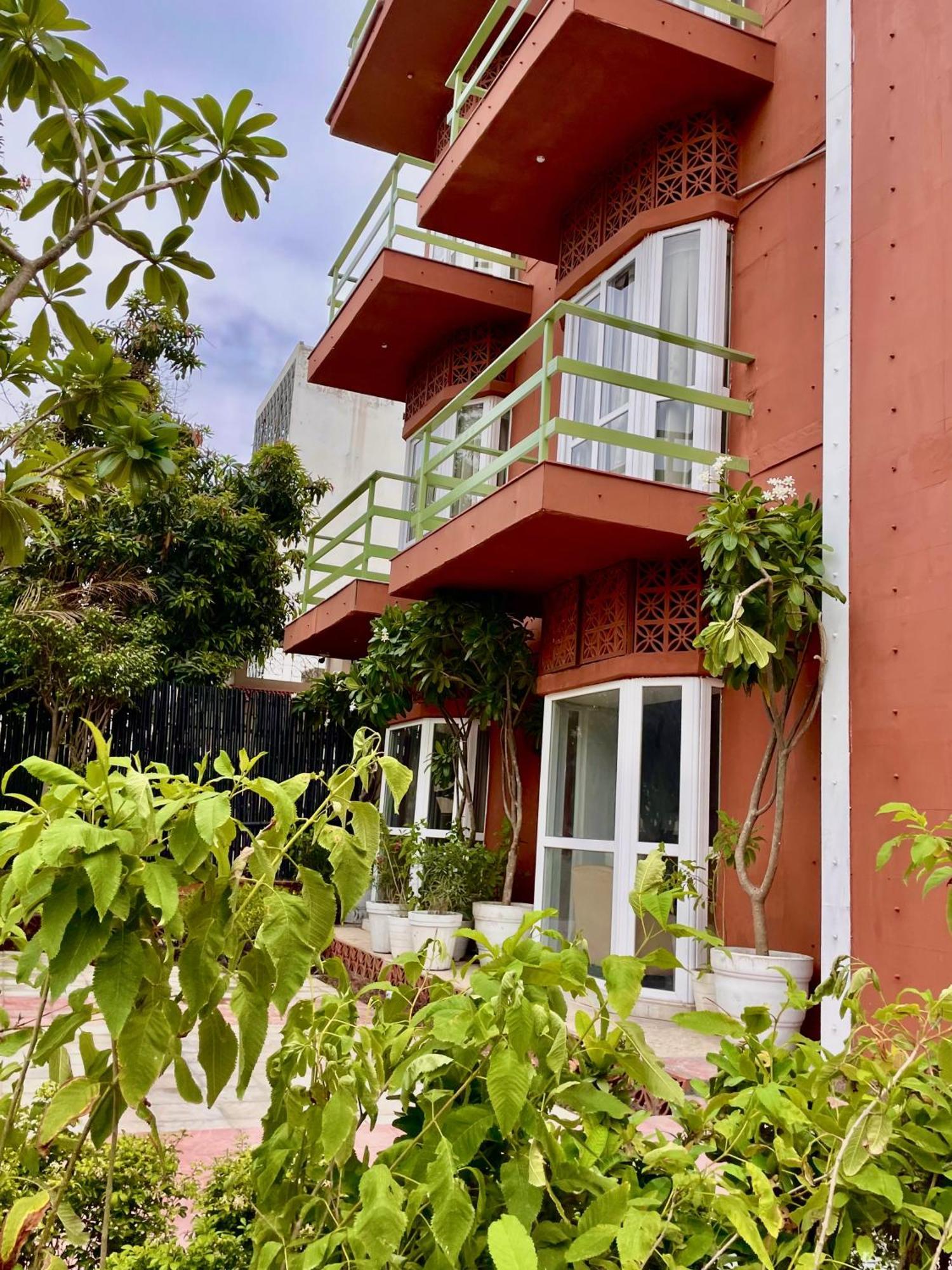 Firebrick Boutique Residences - Amethyst House غورغاون المظهر الخارجي الصورة